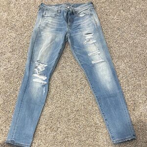 American Eagle Distressed Blue Jeans